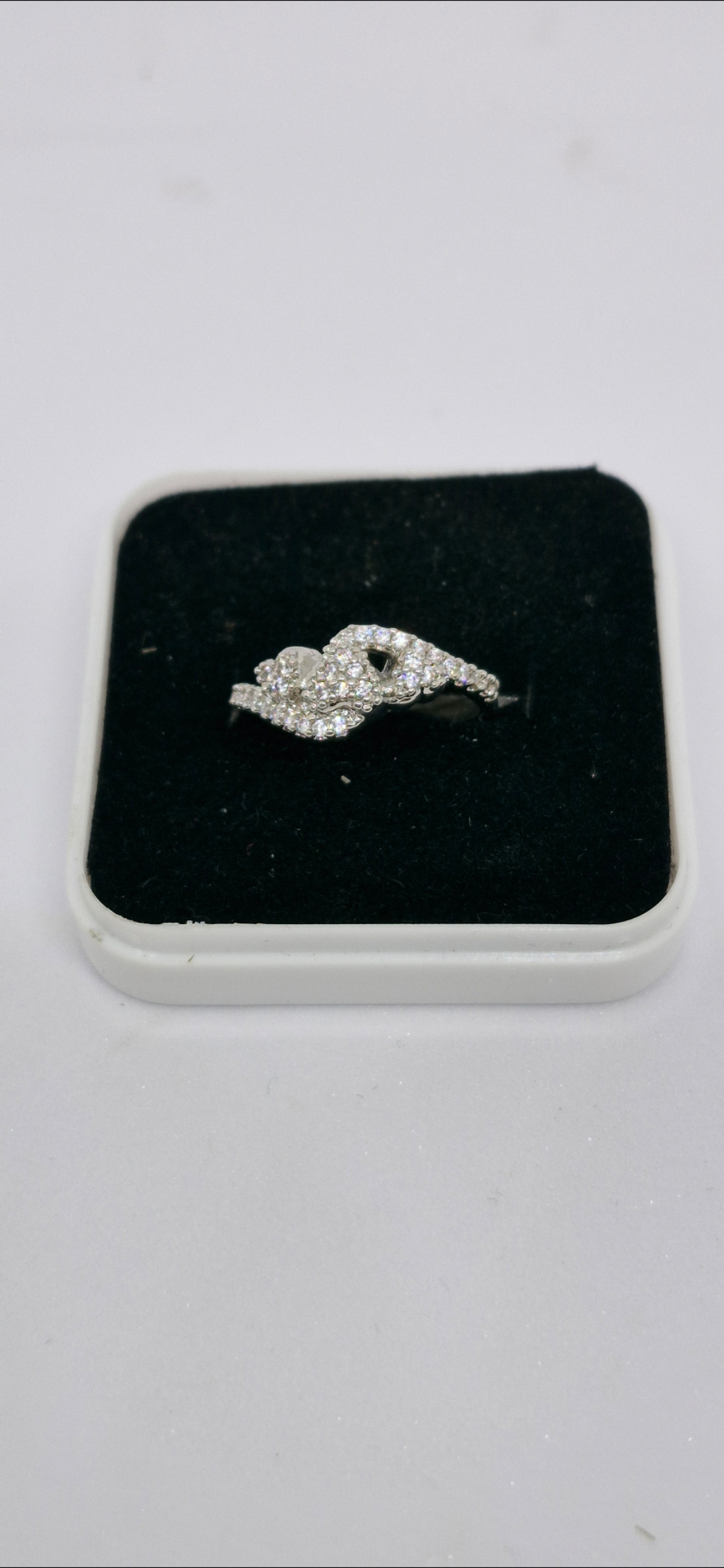 Eterna Infinity Sparkle American Diamond Ring