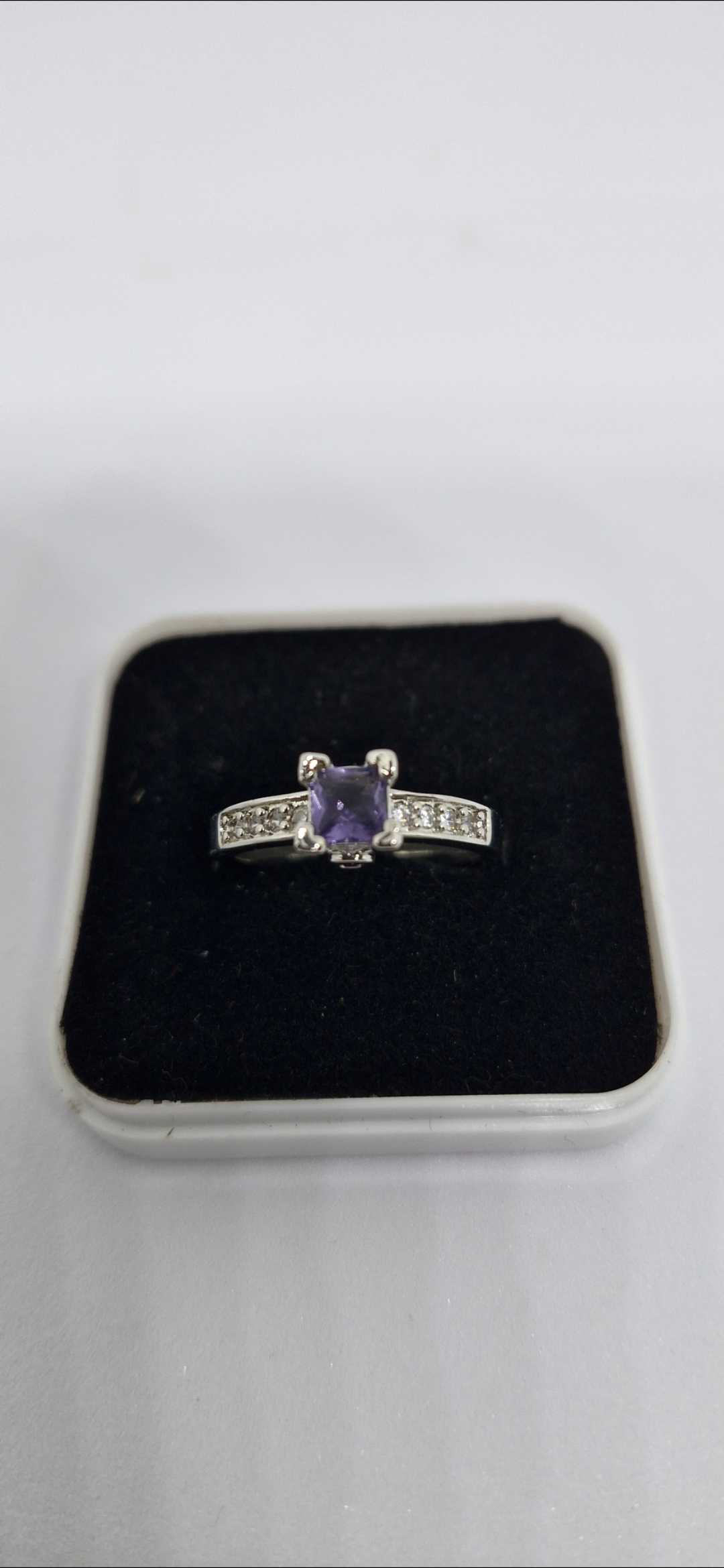 Elegant Square-Cut Amethyst Crystal Ring
